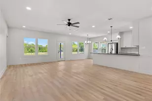 98 Arthur Ave, McGregor, TX 76657 - Photo 4