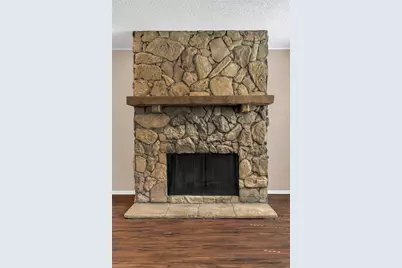 815 Milam Drive, Euless, TX 76039 - Photo 10