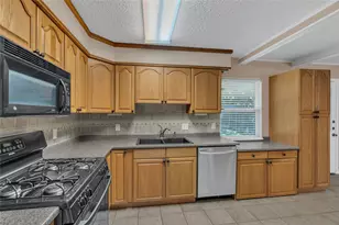 815 Milam Dr, Euless, TX 76039 - Photo 14