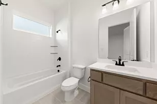 605 Bunchberry St, Fort Worth, TX 76247 - Photo 6