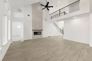 605 Bunchberry St, Fort Worth, TX 76247 - Photo 10