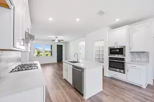 128 N Sky Dr, Celina, TX 75009 - Photo 2