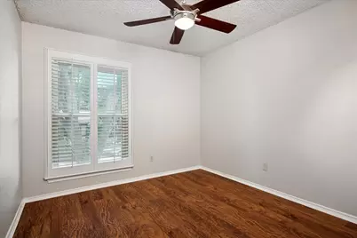 2027 Lavaca Trail, Carrollton, TX 75010 - Photo 18