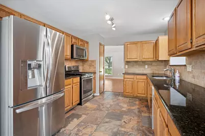 2027 Lavaca Trail, Carrollton, TX 75010 - Photo 6