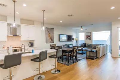 2222 Moser Avenue #111, Dallas, TX 75206 - Photo 2