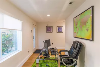 2222 Moser Avenue #111, Dallas, TX 75206 - Photo 10