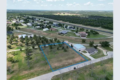 7015 Gulfstream Drive, Granbury, TX 76049 - Photo 2