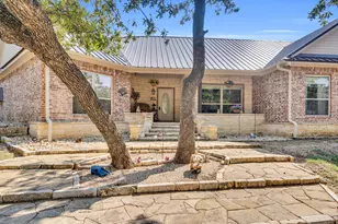 118 Oak Ridge Loop, Whitney, TX 76692 - Photo 2