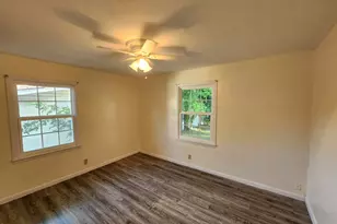 2206 Huntington Dr, Arlington, TX 76010 - Photo 6