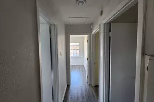 2206 Huntington Dr, Arlington, TX 76010 - Photo 8