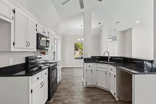 2800 Boyd St, Ennis, TX 75119 - Photo 8