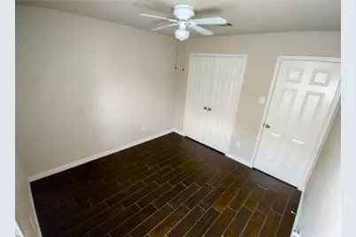 5213 Mirror Lake Drive, Haltom City, TX 76117 - Photo 8