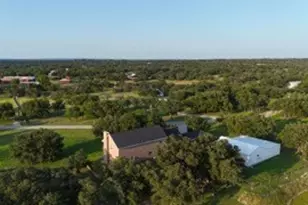 3100 Shady Oaks Dr, Brownwood, TX 76801 - Photo 4