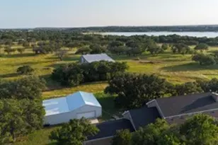 3100 Shady Oaks Dr, Brownwood, TX 76801 - Photo 34