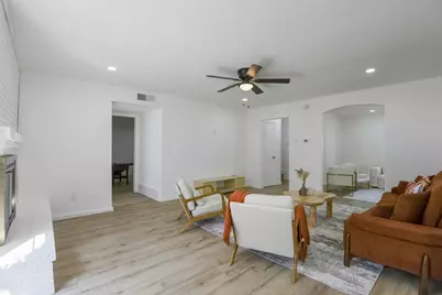 13050 Glenside Drive, Farmers Branch, TX 75234 - Photo 16