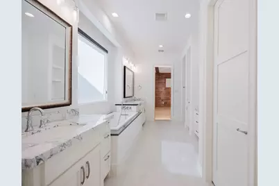 2081 Holt Way, Grapevine, TX 76051 - Photo 20