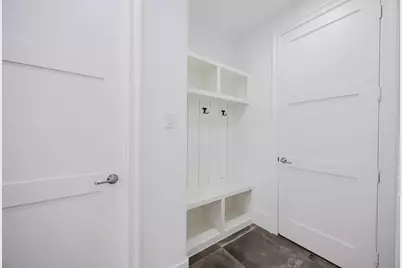 2081 Holt Way, Grapevine, TX 76051 - Photo 10