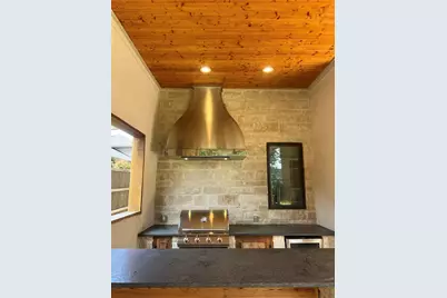 2081 Holt Way, Grapevine, TX 76051 - Photo 40