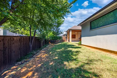 2081 Holt Way, Grapevine, TX 76051 - Photo 34