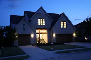 2081 Holt Way, Grapevine, TX 76051 - Photo 38