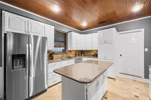 424 Windjammer Ln, Azle, TX 76020 - Photo 8