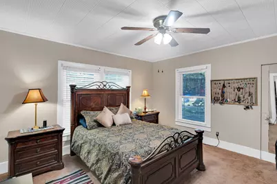 110 W Lampasas Street, Ennis, TX 75119 - Photo 14