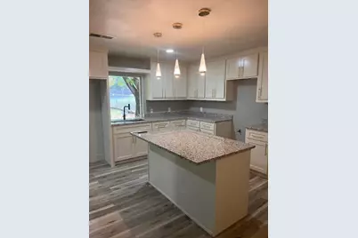 1513 Oakbrook Court, Lancaster, TX 75134 - Photo 6