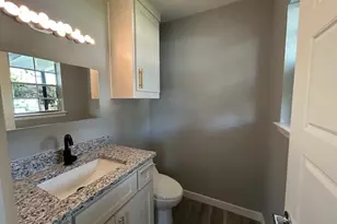 1513 Oakbrook Ct, Lancaster, TX 75134 - Photo 12