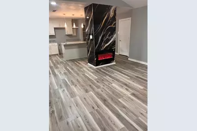 1513 Oakbrook Court, Lancaster, TX 75134 - Photo 4