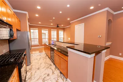 675 Senda, Irving, TX 75039 - Photo 2