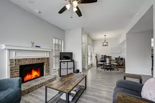 3101 Townbluff Pl, Plano, TX 75075 - Photo 4