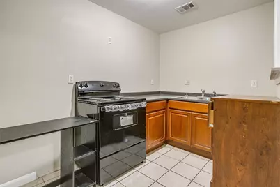 351 Pennsylvania Avenue #101 and 111, Fort Worth, TX 76104 - Photo 6