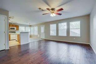 2032 Peregrine Ct, Lewisville, TX 75077 - Photo 12