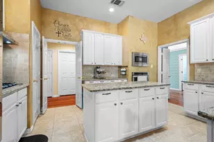 2031 Vintage Cir, Corinth, TX 76210 - Photo 12