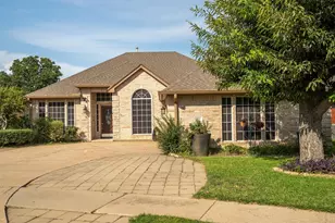 2031 Vintage Cir, Corinth, TX 76210 - Photo 1