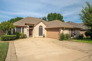 2031 Vintage Cir, Corinth, TX 76210 - Photo 2