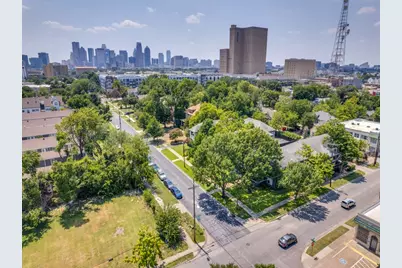 4425 Swiss Avenue, Dallas, TX 75204 - Photo 10