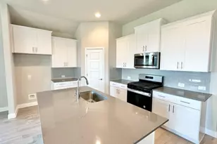 10620 Zircon Ln, Fort Worth, TX 76036 - Photo 2