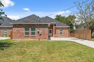807 Dr Martin Luther King Jr Blvd, Waxahachie, TX 75165 - Photo 2