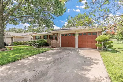 5828 Westcrest Drive W, Edgecliff Village, TX 76134 - Photo 2