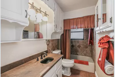 5828 Westcrest Drive W, Edgecliff Village, TX 76134 - Photo 18