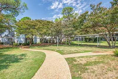 412 Hollyhill Lane, Denton, TX 76205 - Photo 2