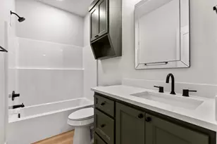 100 Arthur Ave, McGregor, TX 76657 - Photo 8