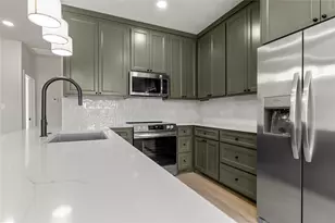 100 Arthur Ave, McGregor, TX 76657 - Photo 6