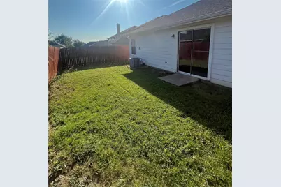 7045 Wax Berry Drive, Dallas, TX 75249 - Photo 16