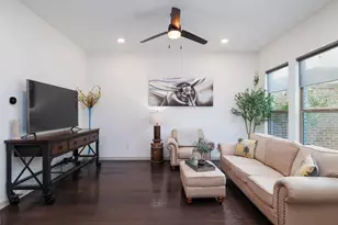 1305 Birds Fort Trail, Arlington, TX 76005 - Photo 16