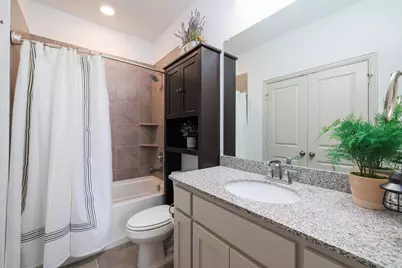 1305 Birds Fort Trail, Arlington, TX 76005 - Photo 32