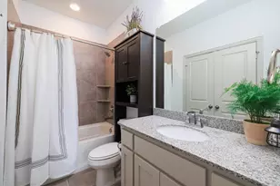 1305 Birds Fort Trail, Arlington, TX 76005 - Photo 32