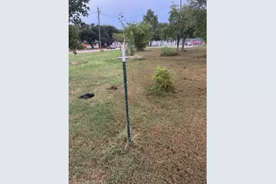 311 N 3rd Street, Grandview, TX 76050 - Photo 2