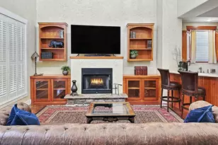 1002 Hoylake Ct, Ennis, TX 75119 - Photo 4